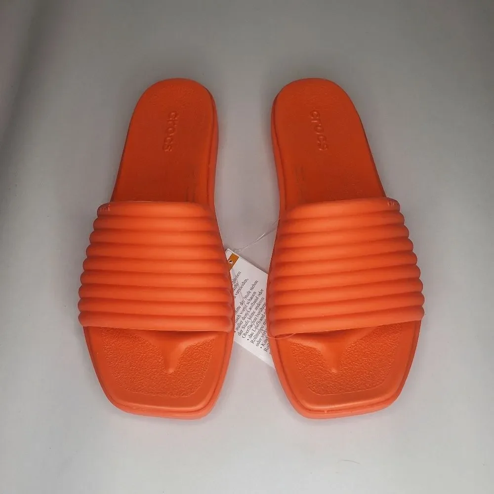 NWT Crocs Miami Slide Size 6